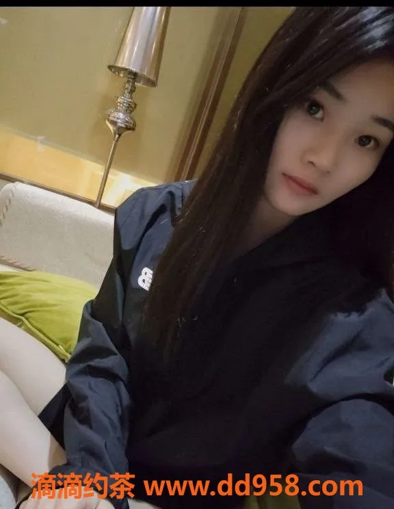 惠州楼凤-大亚湾晓晓 23岁165cm 90斤实拍