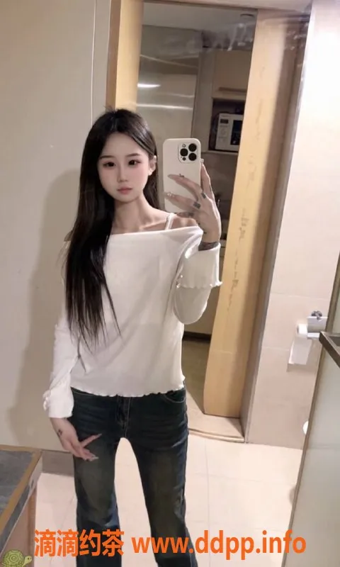 广州楼凤-天河嫩妹小欣，水费700P，服务多样！