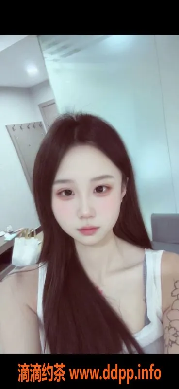广州楼凤-天河嫩妹小欣，水费700P，服务多样！