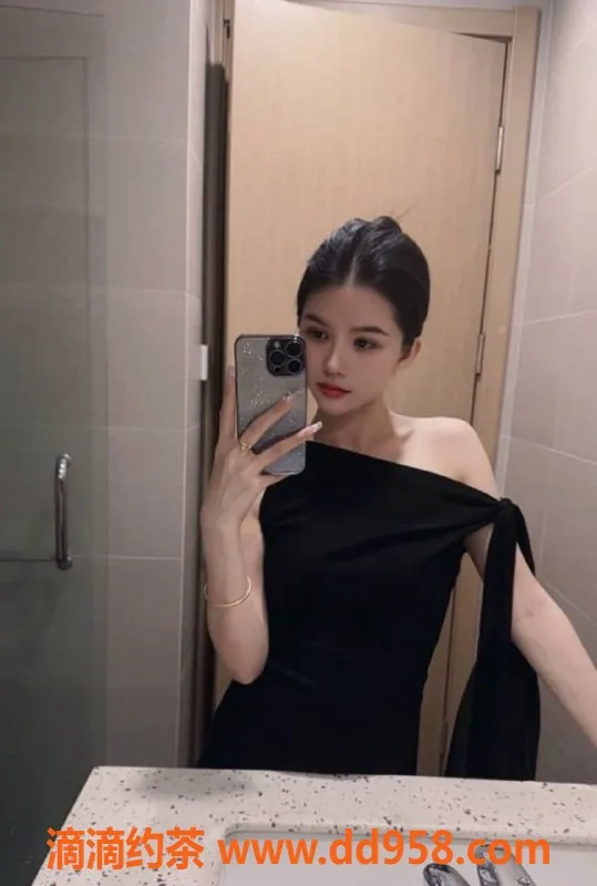 深圳楼凤-福田文静御姐，600元体验亲密服务