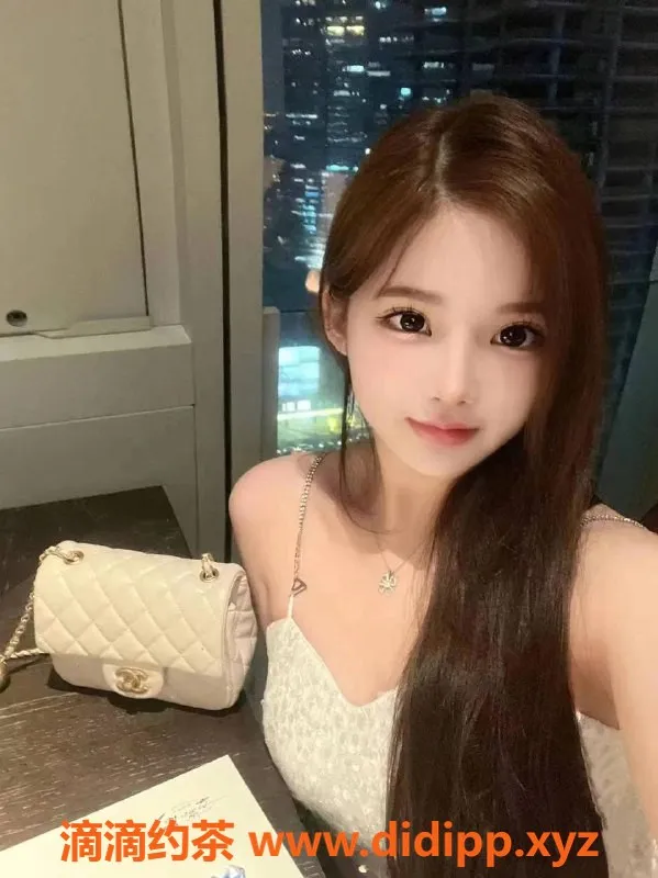 无锡楼凤-梁溪区赵可欣，肤白貌美，44kg，陪浴服务