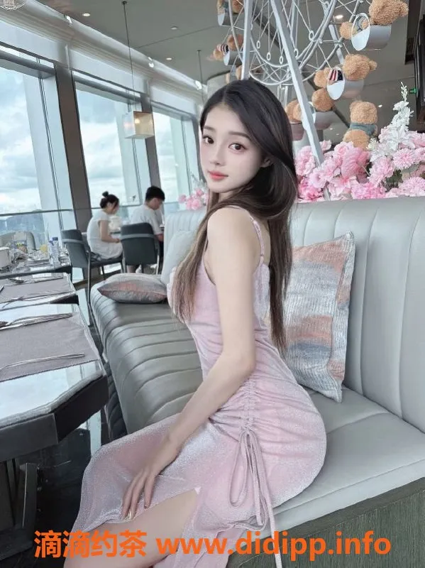 无锡楼凤-惠山区高颜值诗雨，170cm/49kg，精致陪浴服务