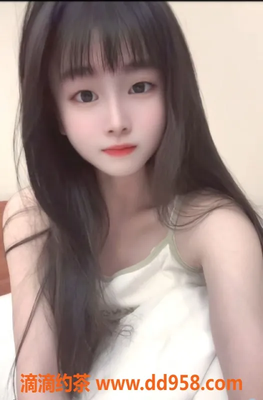 深圳楼凤-福田小丫，800元嫩妹制服服务