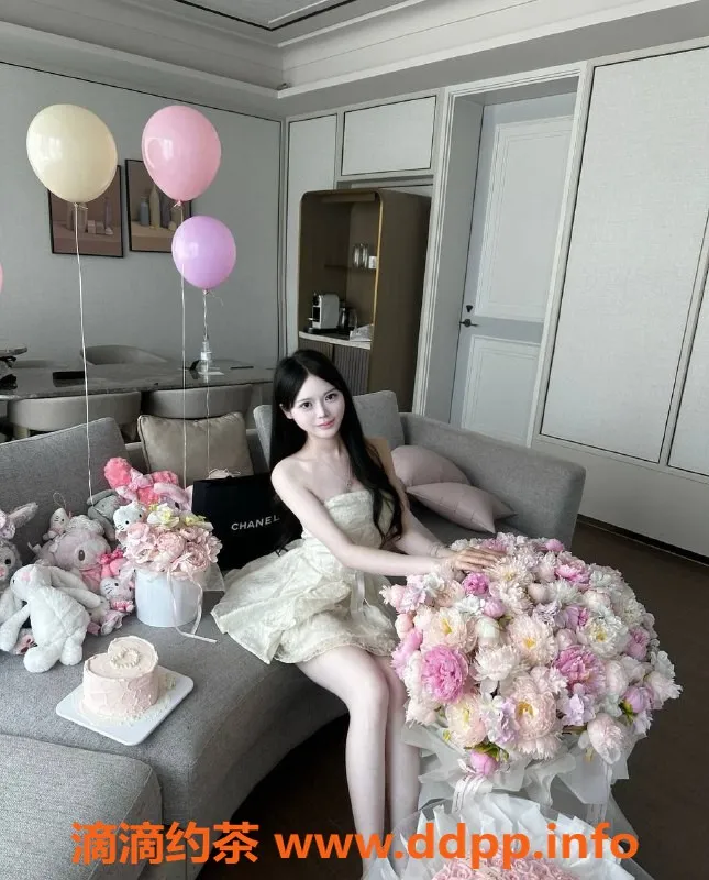 广州楼凤-南海嫩妹小爱，800元服务超赞！