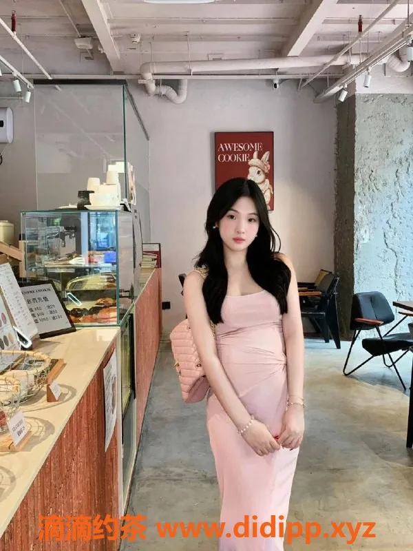 广州楼凤-顺德区嫩妹，165长腿C罩杯，舌吻69服务