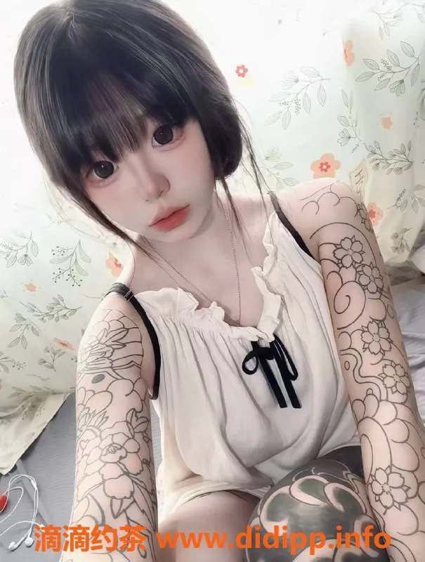 成都楼凤-成华区樱桃，身材匀称，课时费6/10