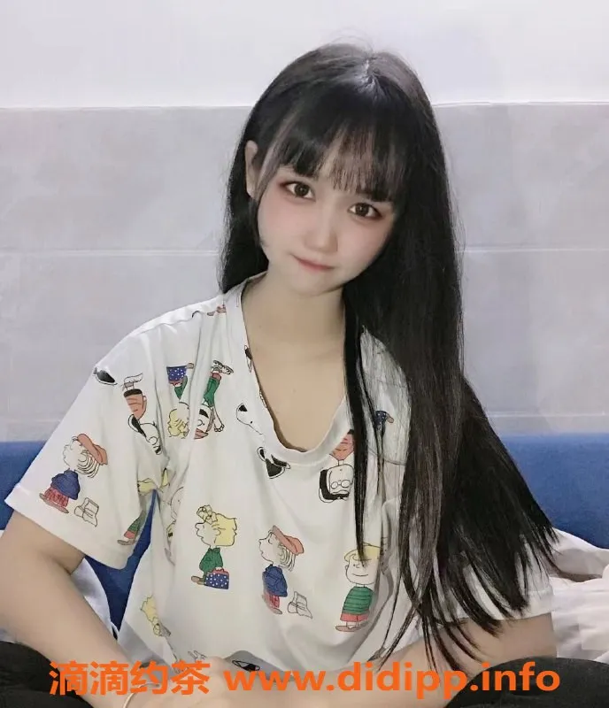 北京楼凤-朝阳三里屯小不点，19岁玲珑小女友