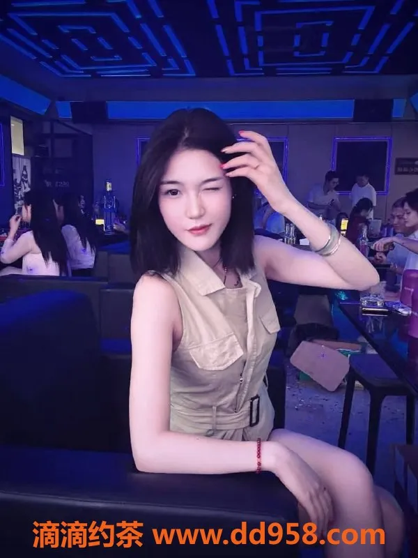 深圳楼凤-福田嫩妹乐祺，1000起，制服调情服务