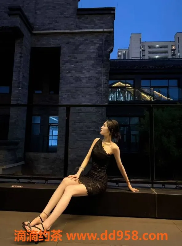 深圳楼凤资源信息,福田嫩妹乐祺，1000起，制服调情服务