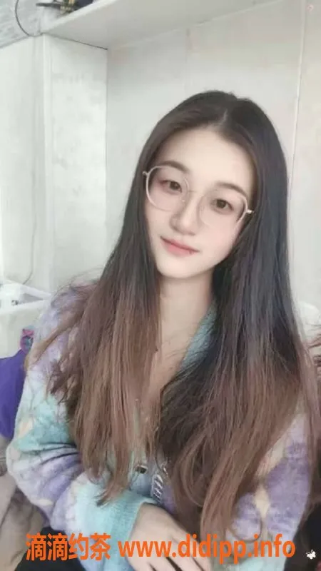 广州楼凤资源信息,广州海珠区清纯妹妹青青，160cm 48kg 34C