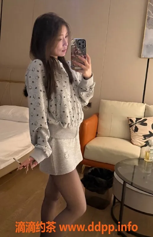 深圳楼凤-福田嫩妹芙宁娜，19岁159B，限时1200P