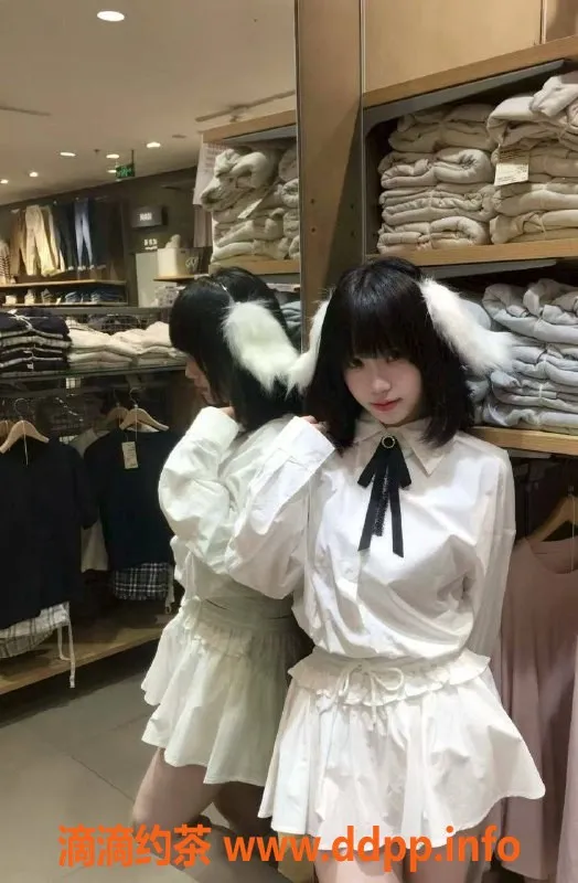 北京楼凤-北京天通苑温柔女友，21岁婉清等你来约