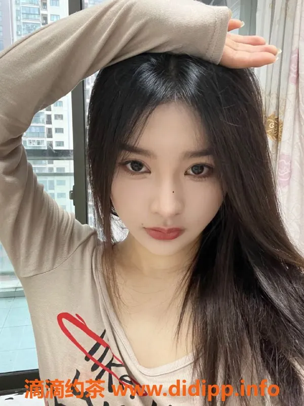 杭州楼凤-上城晶晶，巨乳美妞8p起，69服务超值