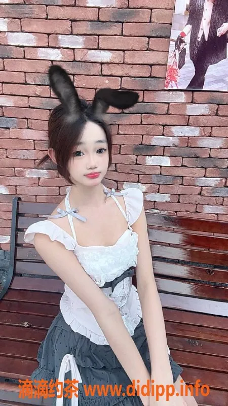 广州楼凤-金沙州嫩妹夏可儿，700p超值体验