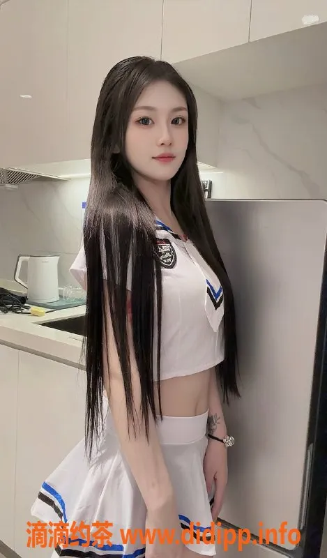 深圳楼凤资源信息,深圳龙华小伊伊，1100元超值服务等你体验