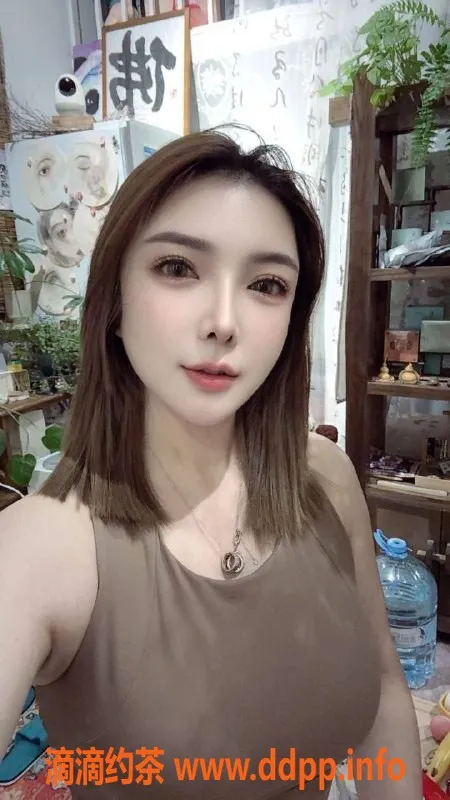 北京上门服务-朝阳百子湾玲妃子 26岁160身高95体重