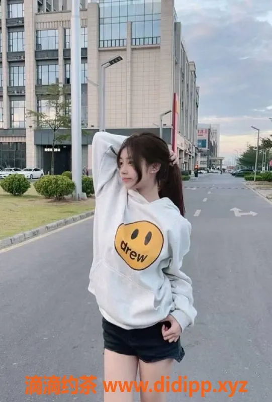 广州上门服务-广州天河欢欢，颜值学妹上门服务