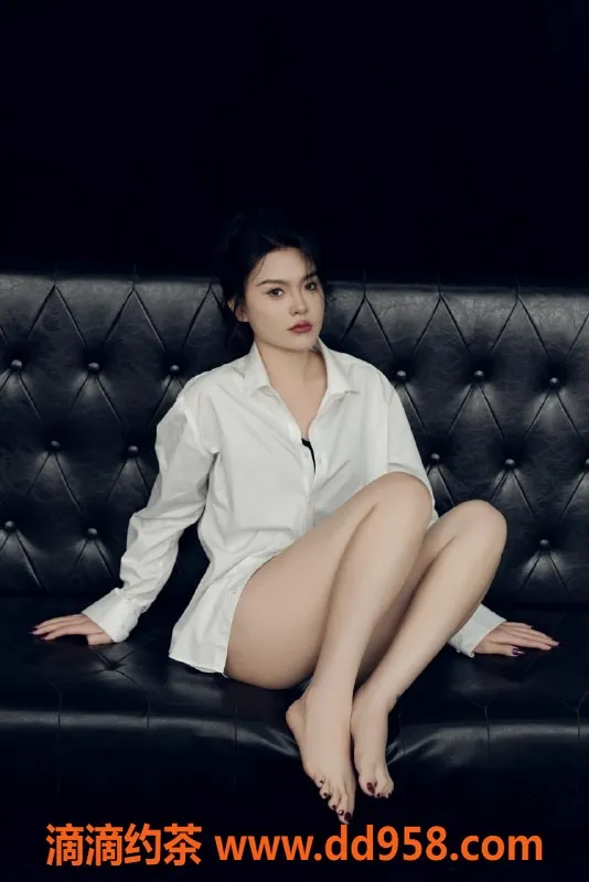深圳楼凤-龙华高雅，174cm长腿，115斤蜜桃身材