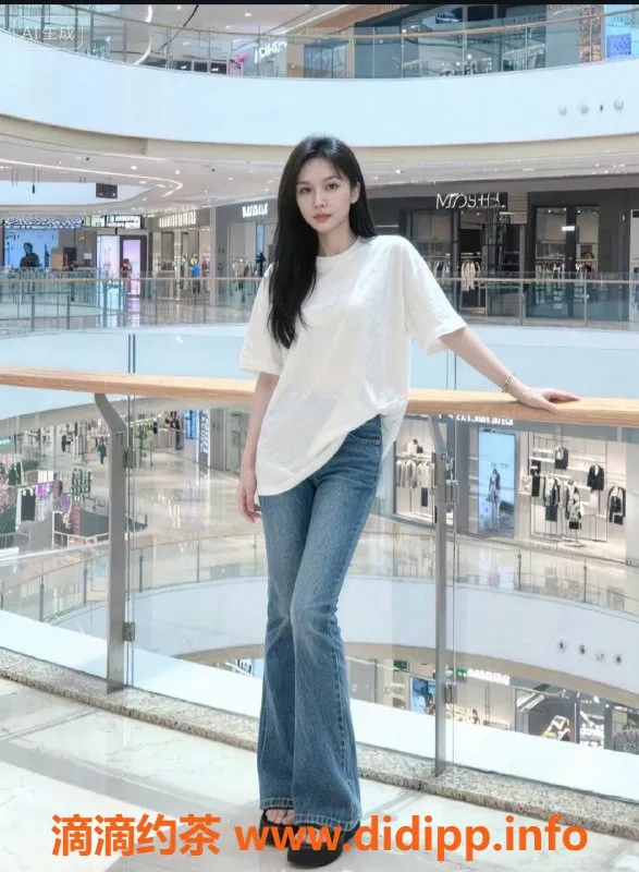 北京楼凤-丰台纪家庙可馨，26岁温柔可Sao可甜