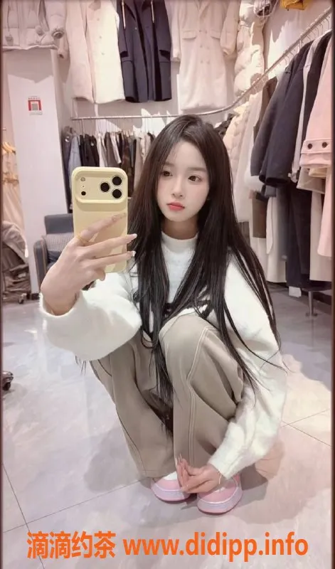 广州楼凤-番禺亦凡凡，价格700p多种服务可选