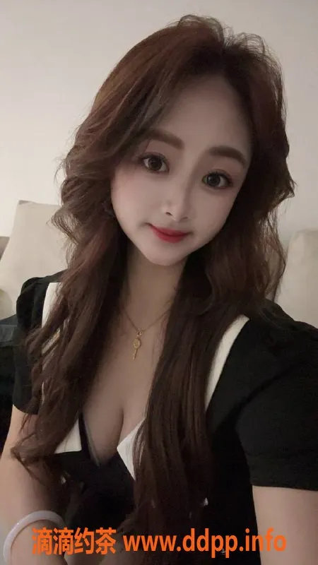 深圳楼凤-龙岗安安，26岁，162身高，55kg，亲密服务500P起