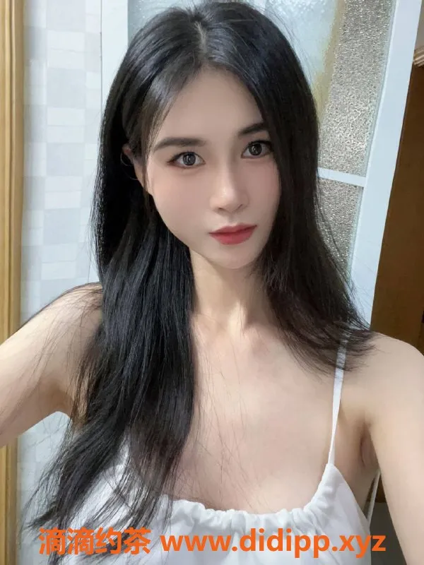 上海楼凤-徐汇#momo酱，168身高48kg，888元超值体验