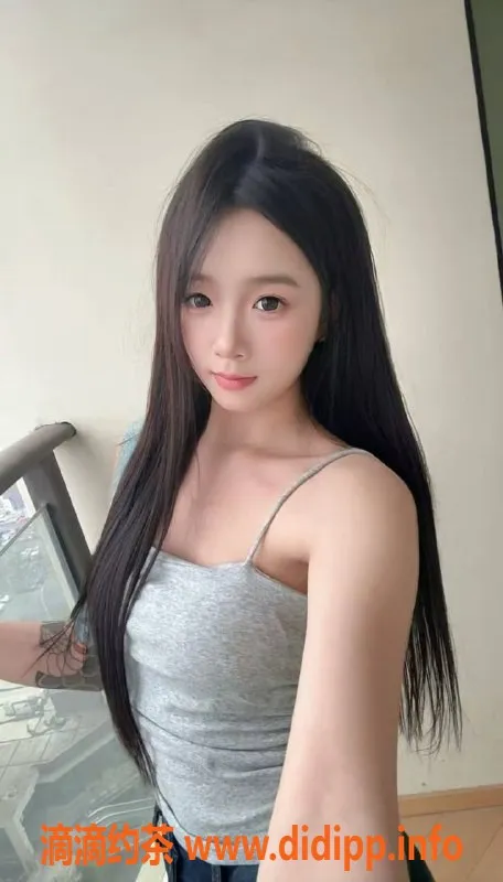 广州楼凤-番禺嫩妹亦凡凡，水费700p