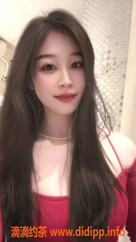 郑州楼凤-二七区橙子，26岁，160cm，50kg，真胸无科技