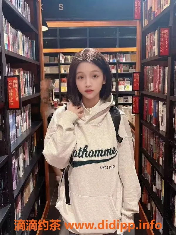 深圳楼凤-深圳龙华嫩妹可可，800元起，多项服务等你体验！