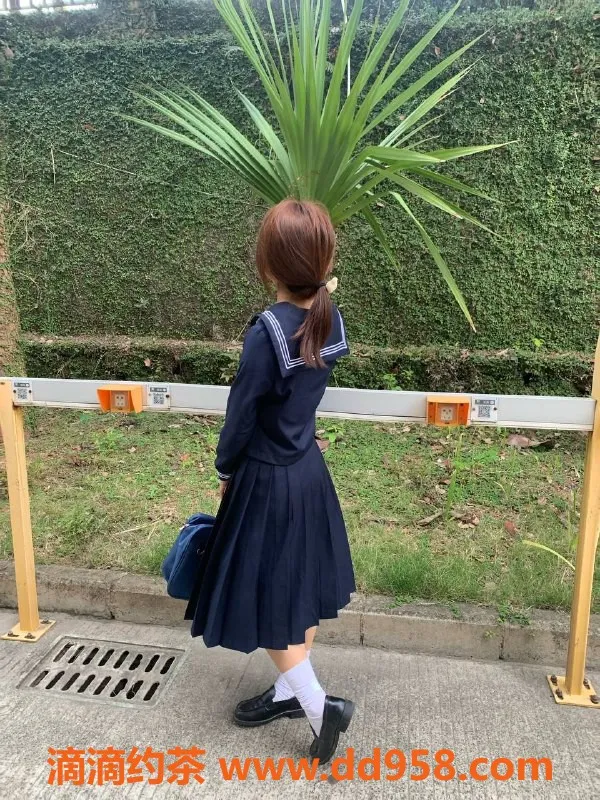 深圳楼凤-南山嫩妹欣欣，甜美梨形身材，1000元起