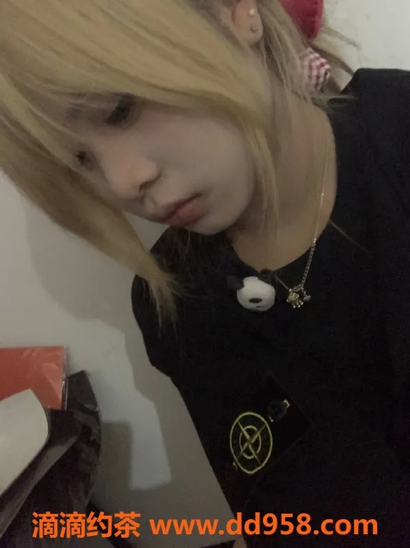 深圳楼凤资源信息,南山嫩妹欣欣，甜美梨形身材，1000元起