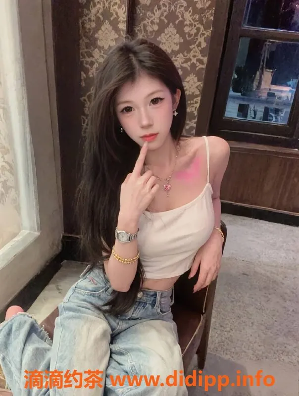 深圳楼凤资源信息,龙岗小怡，18岁嫩妹，160cm 43kg，1000P起