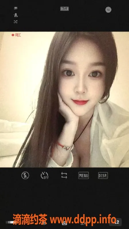 中山楼凤-石岐两位美女，300快餐，400洗吹做服务