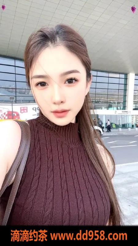 深圳楼凤-龙华区小奶糖，1300元起的御姐服务