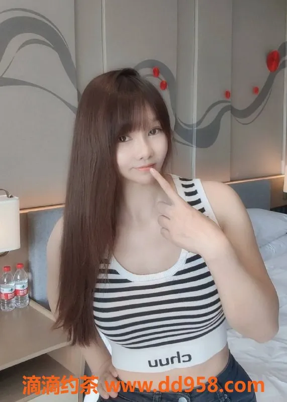 广州楼凤-天河区御姐，160身高C罩杯，服务多样