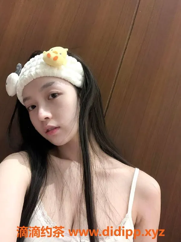 深圳楼凤-南山嫩妹沐婉儿，1500元超值体验