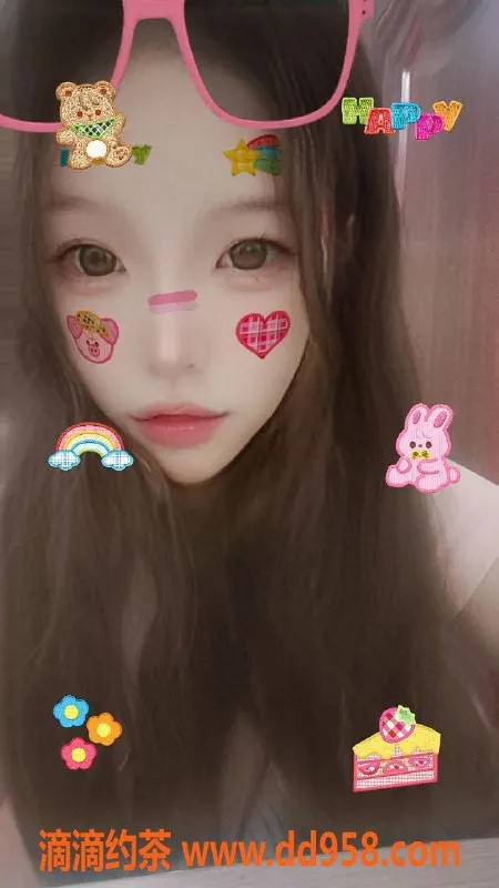 中山楼凤资源信息,东区蜜桃酱，19岁，身高163，95cm胸围，超值服务