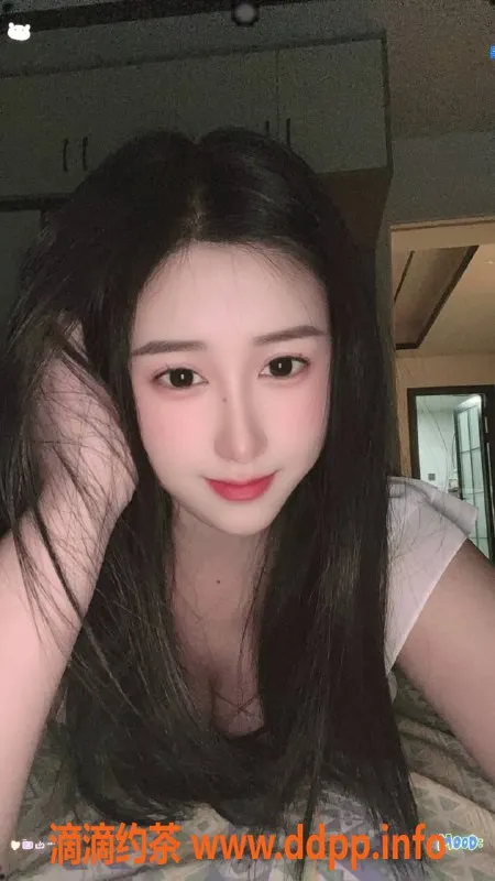 赣州楼凤-章贡区26岁清茶，160cm/49kg，水中箫诱惑