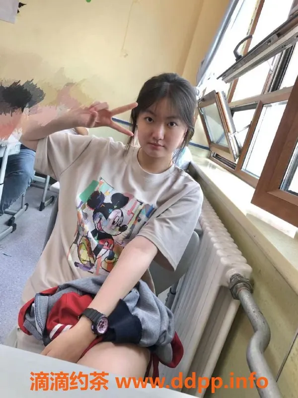 东莞楼凤资源信息,东莞嫩妹糖糖，甜美体验，身材超赞