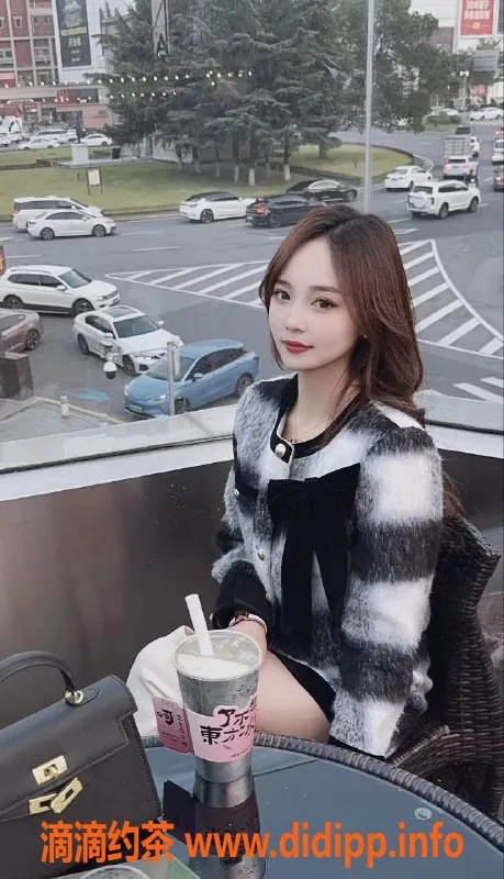 宁波楼凤-鄞州区瑶瑶，私聊约会畅享