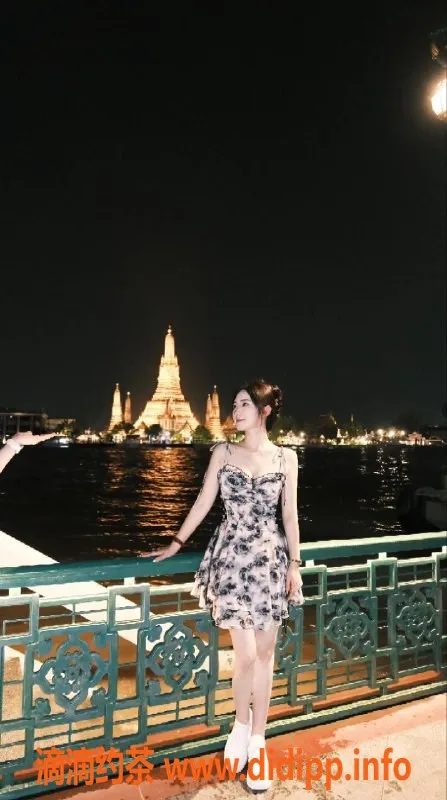 广州楼凤-天河阮阮，900元/次，热情服务等你来体验