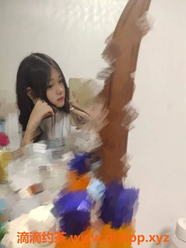 青岛楼凤-灵动20岁女孩，800元全套服务，70分钟尽享激情