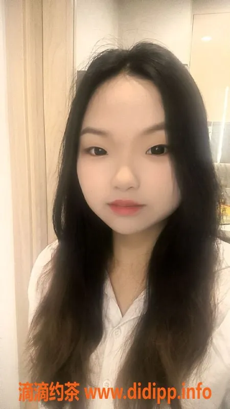 昆明楼凤-五华区仆仆，6p/10pp，服务优质体验