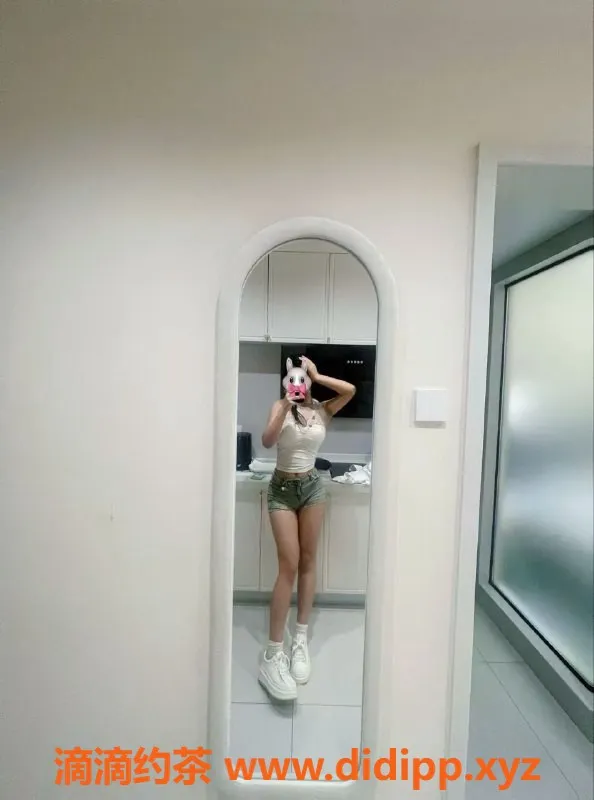 太原楼凤-太原18岁美少女，160cm110斤，服务多样