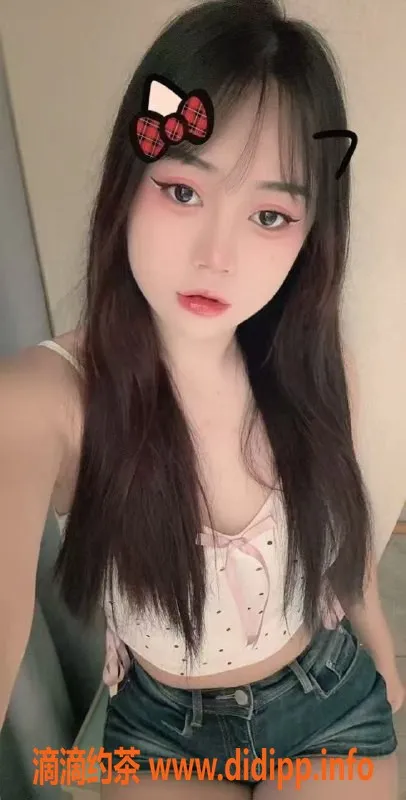 广州楼凤-天河小七，嫩妹服务，水费600p