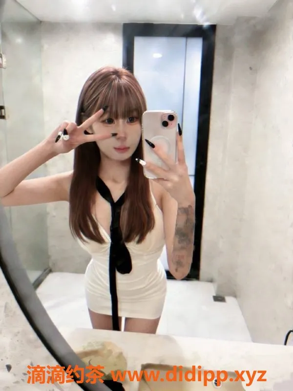 广州楼凤-广州天河思琪，800元初体验，1500元双人服务