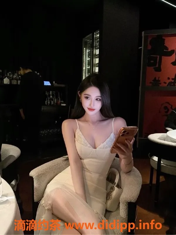 无锡楼凤-梁溪区御姐高颜值陪浴服务 2600p