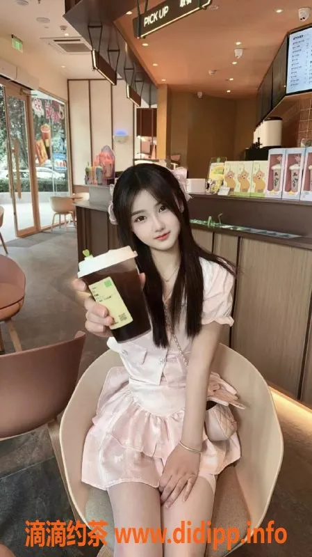 东莞楼凤-东莞依依，清纯美女，完美身材等你体验