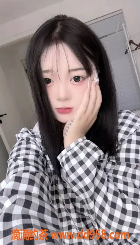 深圳楼凤-深圳宝安琪琪，700元嫩妹服务