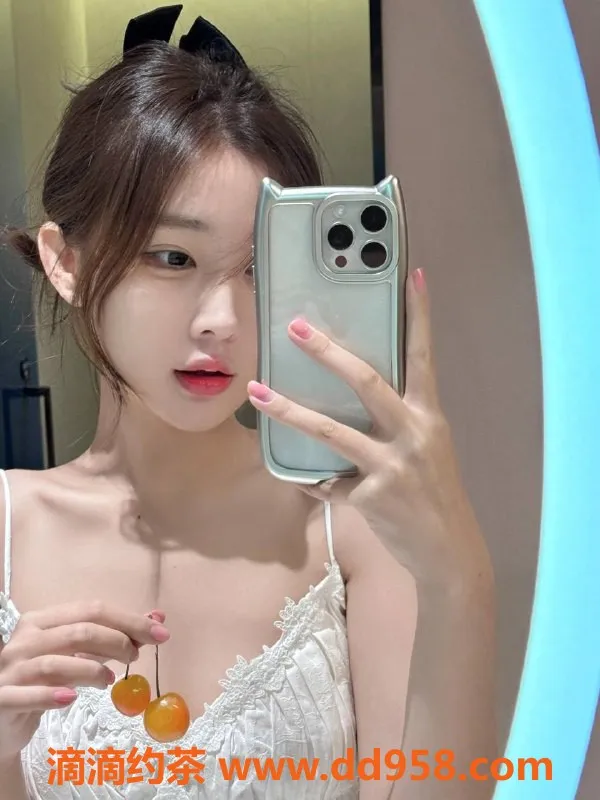 深圳楼凤资源信息,福田静雅，20岁，165cm，45kg，1300起